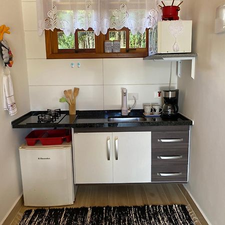 Casa Aconchegante Na Montanha Apartment กังโปสดูจอร์เดา ภายนอก รูปภาพ