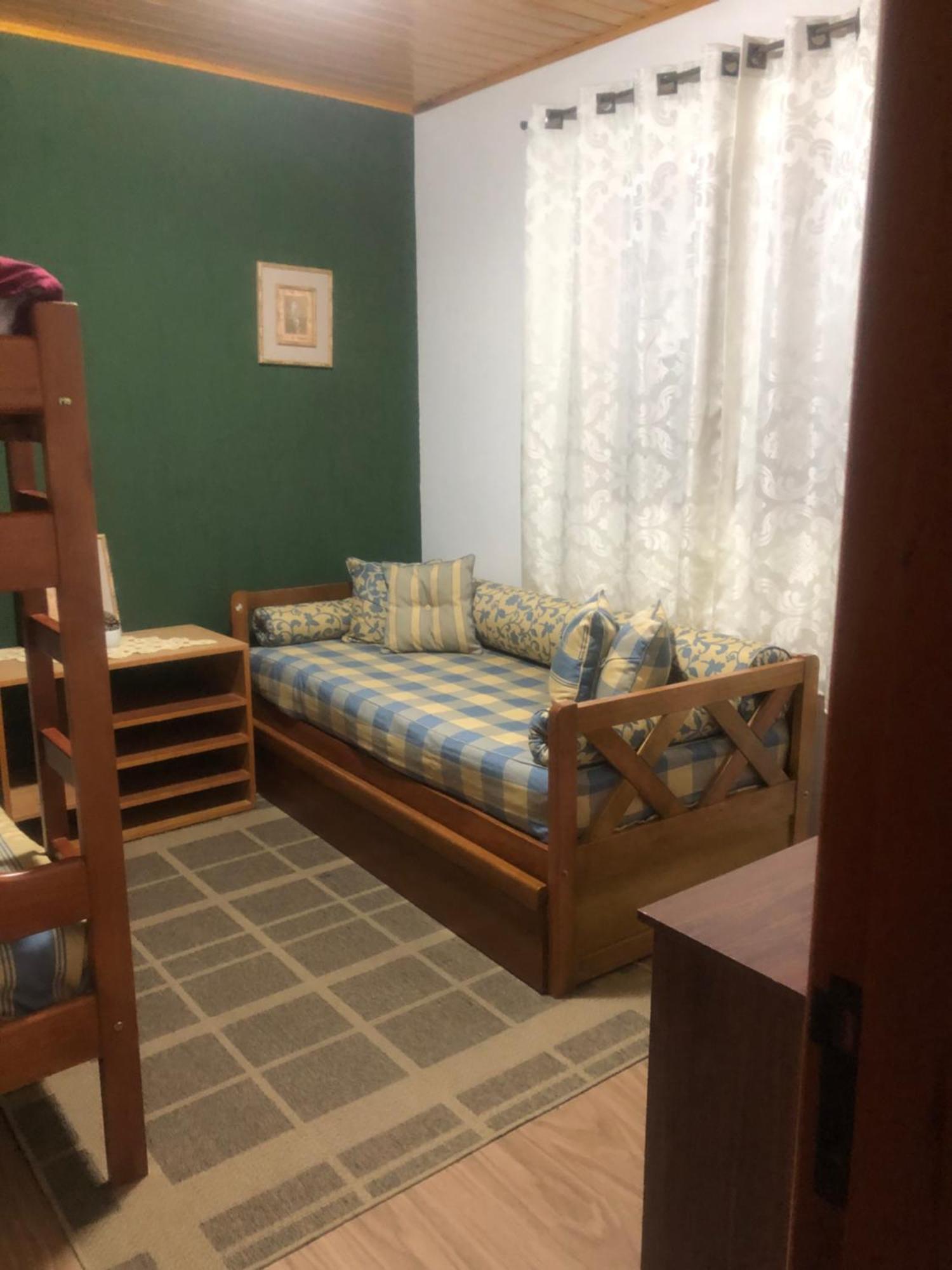 Casa Aconchegante Na Montanha Apartment กังโปสดูจอร์เดา ภายนอก รูปภาพ