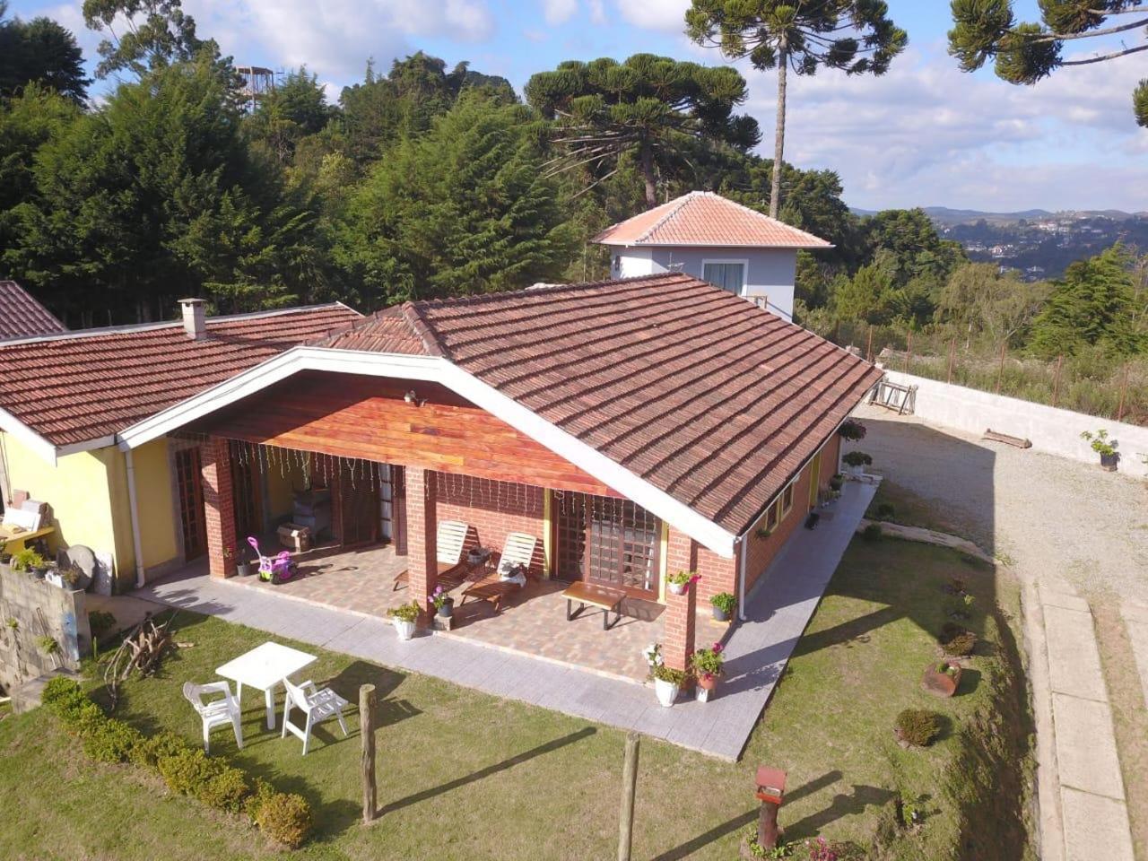 Casa Aconchegante Na Montanha Apartment กังโปสดูจอร์เดา ภายนอก รูปภาพ