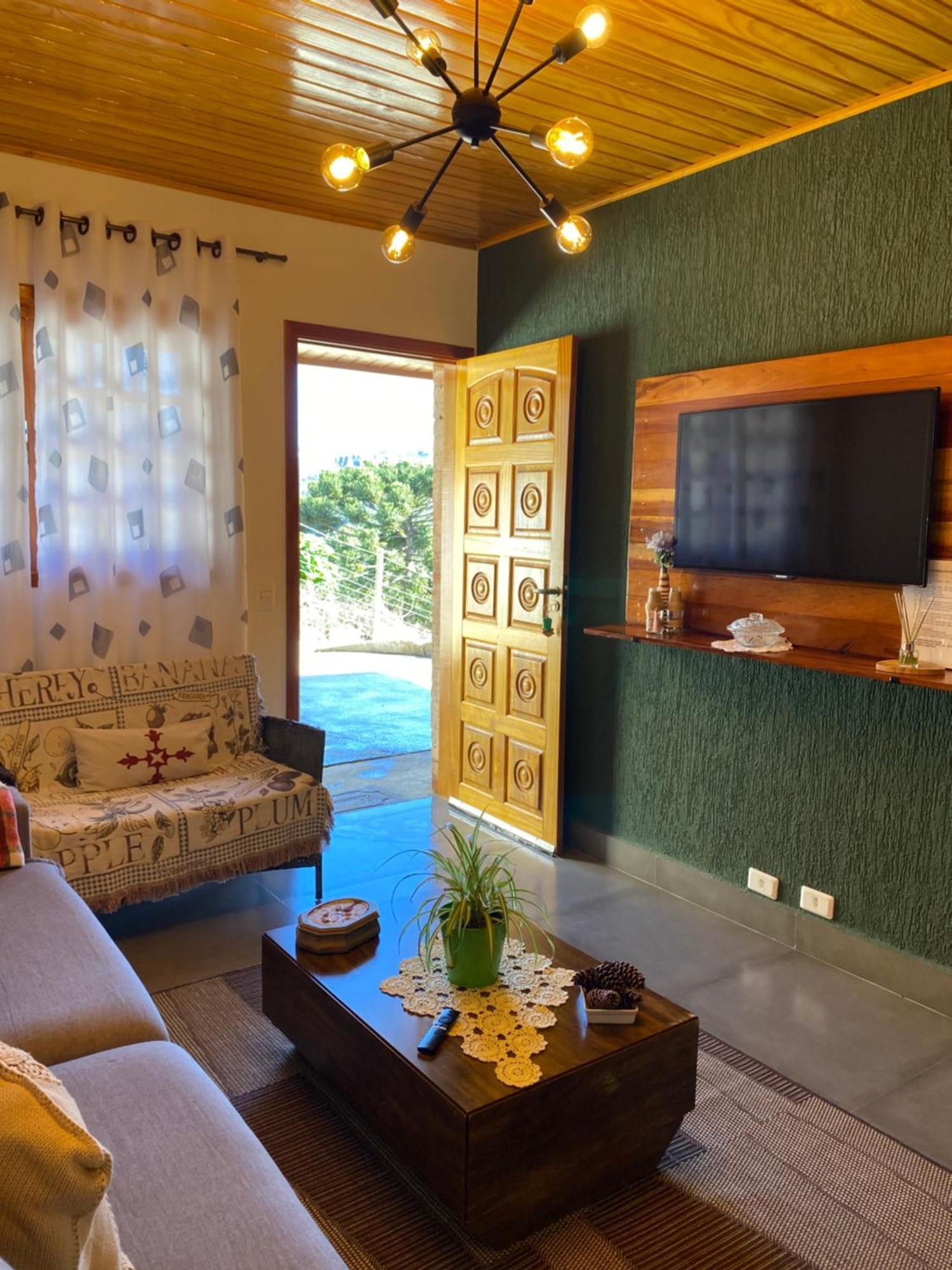 Casa Aconchegante Na Montanha Apartment กังโปสดูจอร์เดา ภายนอก รูปภาพ