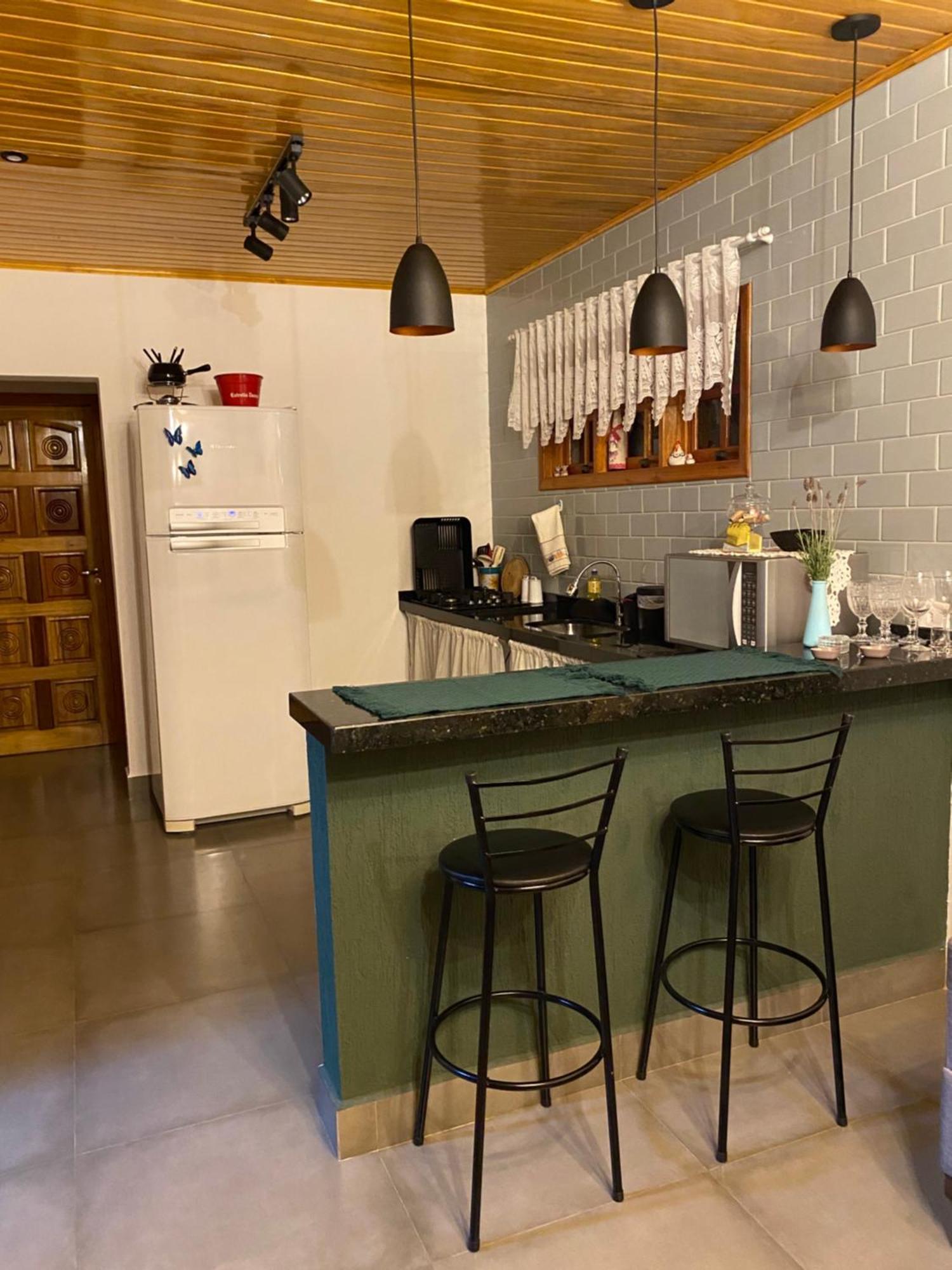 Casa Aconchegante Na Montanha Apartment กังโปสดูจอร์เดา ภายนอก รูปภาพ