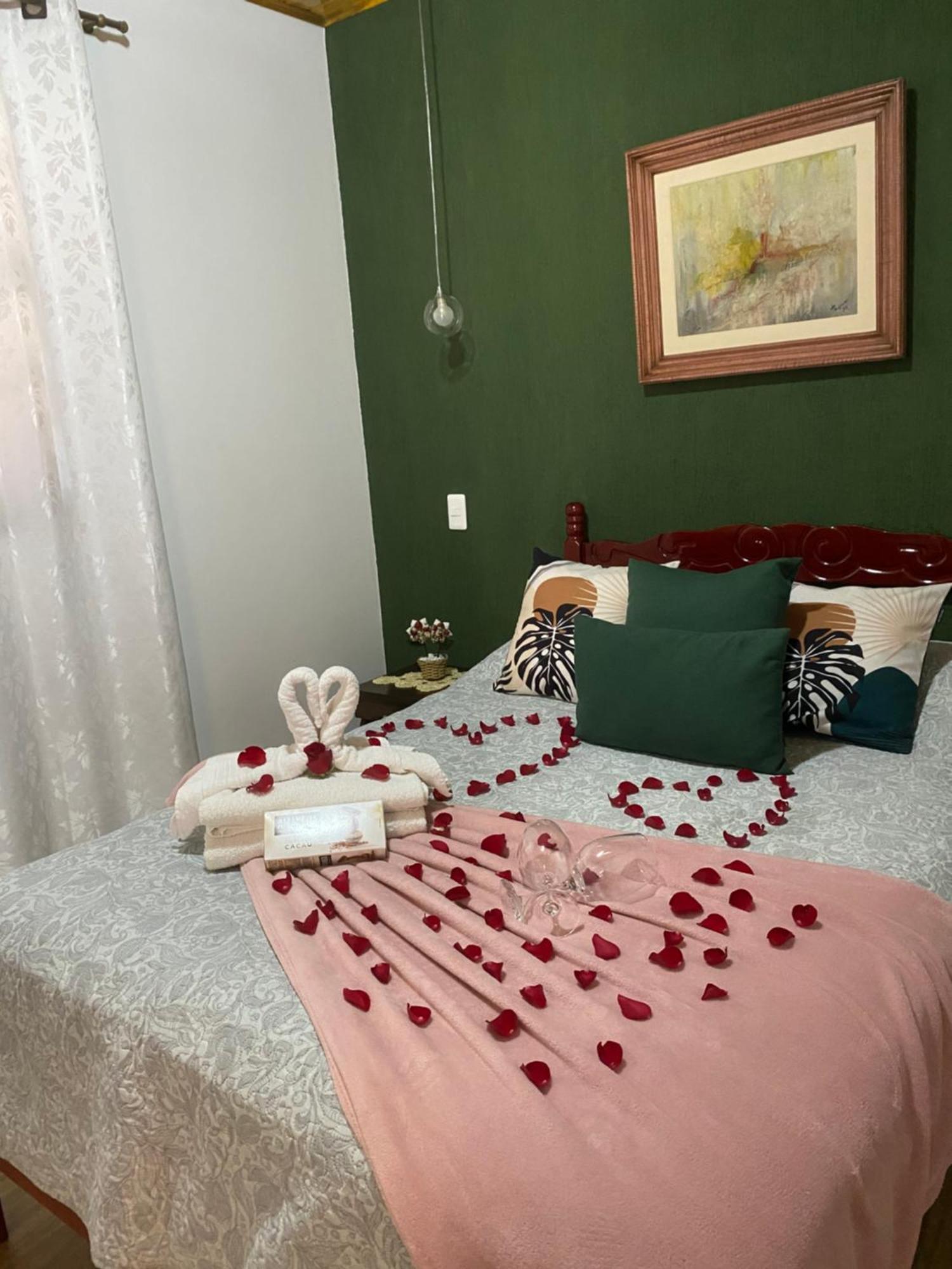 Casa Aconchegante Na Montanha Apartment กังโปสดูจอร์เดา ภายนอก รูปภาพ