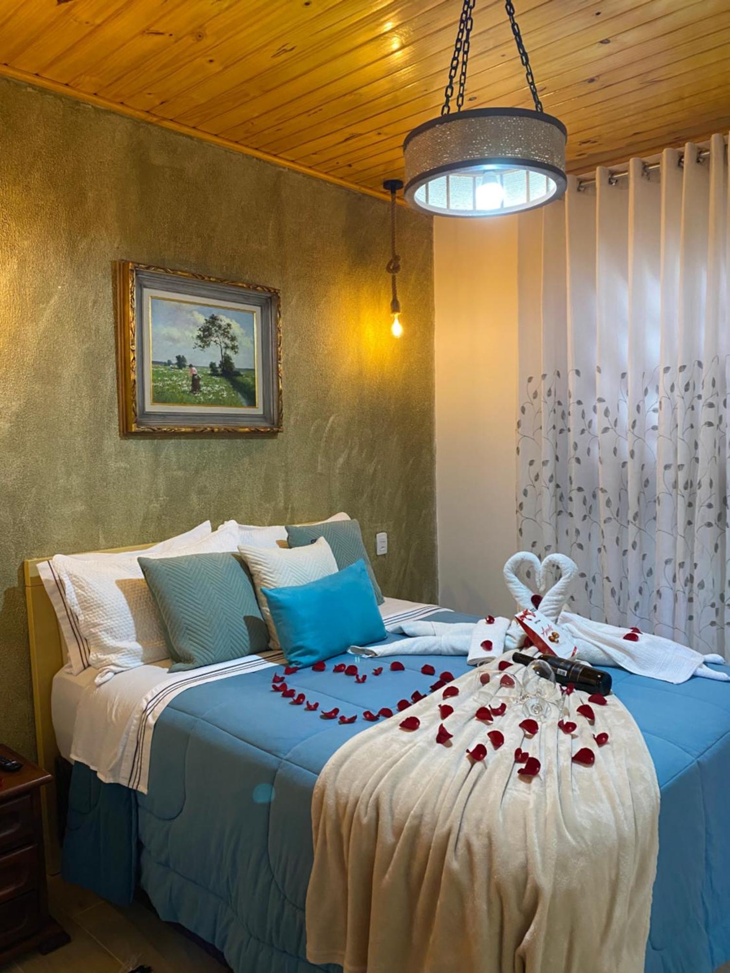 Casa Aconchegante Na Montanha Apartment กังโปสดูจอร์เดา ภายนอก รูปภาพ